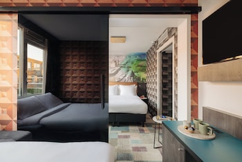 Family Room (1 Double Bed 1 Sofabed)