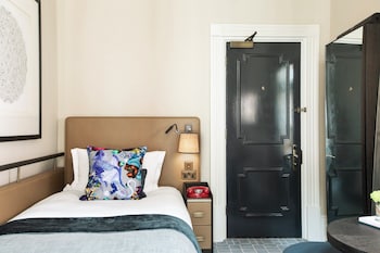 1 Snug Single Bed