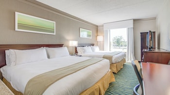 Standard Room, 2 Queen Beds, Accessible (Communication, Accessible Tub)
