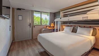 Standard Room, Multiple Beds