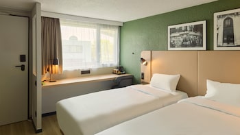 Standard Room, 2 Twin Beds
