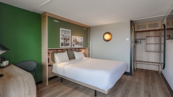 Standard Room, Multiple Beds