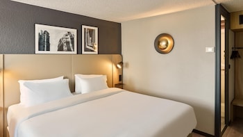 Superior Room, 1 Queen Bed