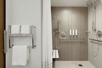 Deluxe Room, 2 Double Beds, Balcony