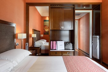 Comfort Double Room (1 Full or 2 Twin Beds)