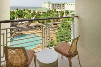 Executive Suite, 1 King Bed with Sofa bed, Ocean View