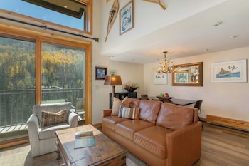 Condo, 3 Bedrooms (Diamond, 3 Bathrooms)