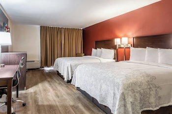 Deluxe Room, 2 Queen Beds (Smoke Free)