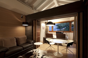 Suite (Emotional SPA Tower)