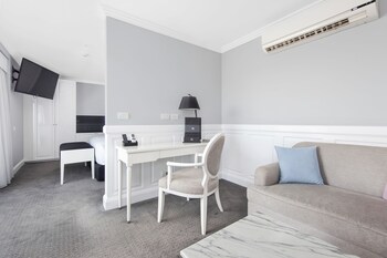 Spa Suite With Balcony