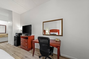 Room, 2 Queen Beds, Non Smoking