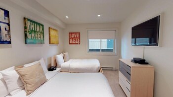 Condo, 2 Bedrooms (Villas 1210)