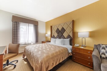 1 Queen Bed, Non Smoking, Exterior Corridor, Accessible Room, Bathtub