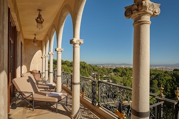 Royal Suite, 1 Bedroom, Balcony, Bay View (Balcony)