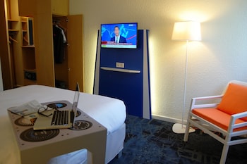 Standard Room, 1 Double Bed with Sofa bed (1 sofa bed for children -12 years old)