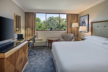 Superior Room, 1 King Bed