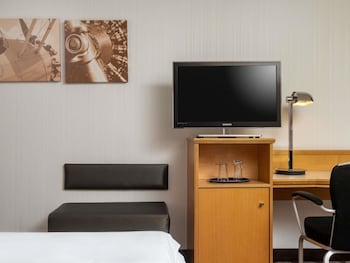 Classic Room, 1 Queen Bed