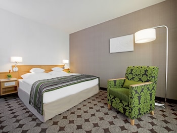 Superior Room, 1 King Bed