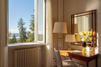 Standard Double Room, Lake View