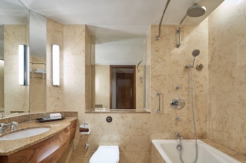 Deluxe Room, 1 King Bed