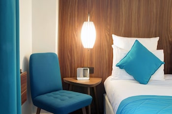 Superior Room, 2 Twin Beds, Accessible, Ground Floor