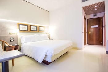 Comfort Room, 1 Queen Bed, Non Smoking