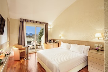 Executive Double Room, Balcony, Lake View