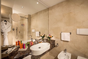 Executive Double Room, Balcony, Lake View