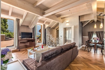 Penthouse (Suite)