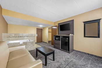 Suite, 1 King Bed with Sofa bed, Non Smoking, Hot Tub