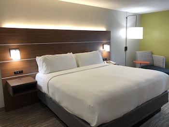 Standard Room, 1 King Bed