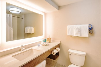 Standard Room, 1 King Bed (Leisure)