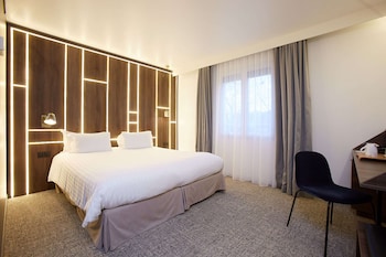 Classic Room, 1 King Bed, Non Smoking