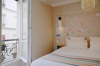 Deluxe Room, Multiple Beds, Non Smoking