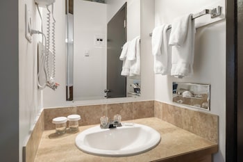Hotel Room, 2 Double Beds, Kitchen