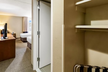 Standard Room, 2 Double Beds, Non Smoking