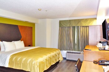 Standard Room, 1 Queen Bed, Non Smoking