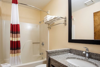 Deluxe Room, 2 Queen Beds (Smoke Free)