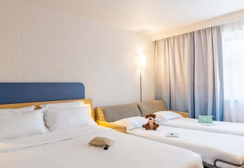 Comfort Room, 1 Queen Bed with Sofa bed, Non Smoking