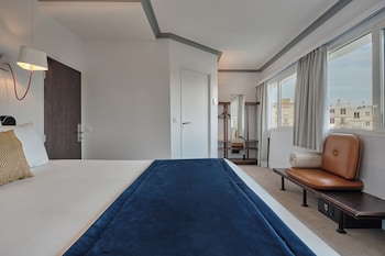 Double Privilege Room