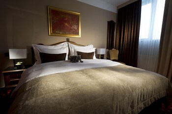 Suite, Multiple Beds