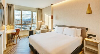 Superior Room (with View)