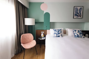 Standard Room, 1 Queen Bed