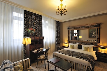 Classic Double Room