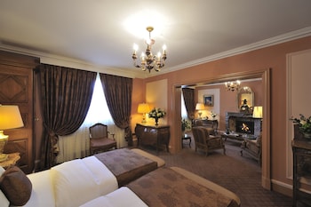Suite (twin beds)