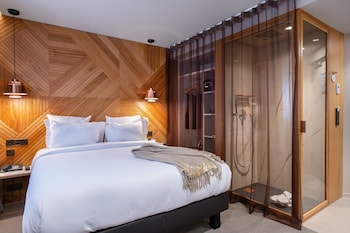 Club Room