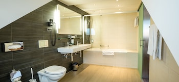 Twin Room, Air conditioning