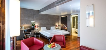 Twin Room, Air conditioning