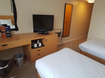 Classic Twin Room