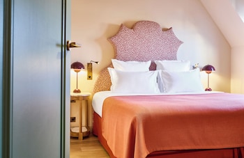 Deluxe Room, Connecting Rooms